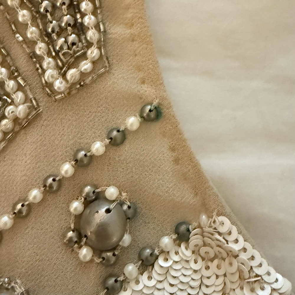 Adorable needle and thread dress! - Picture 6 of 6
